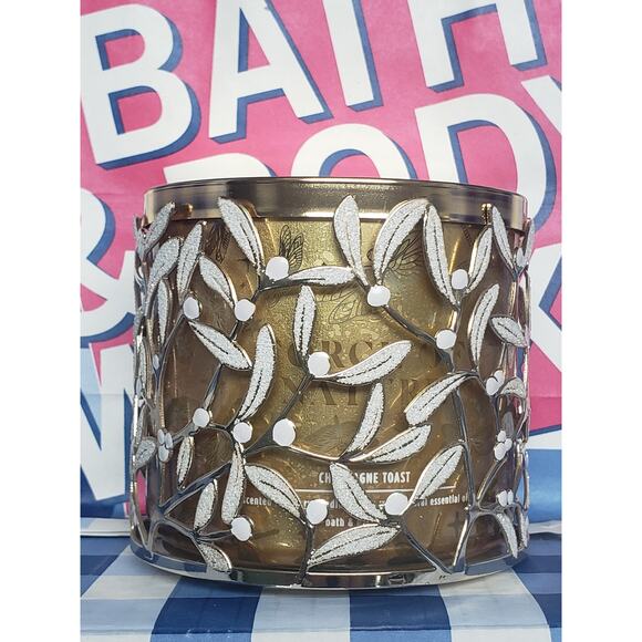 BBW Gold Glittery Wrapped Large 3 Wick Candle Holder Home Fragrance Decor - Picture 1 of 2